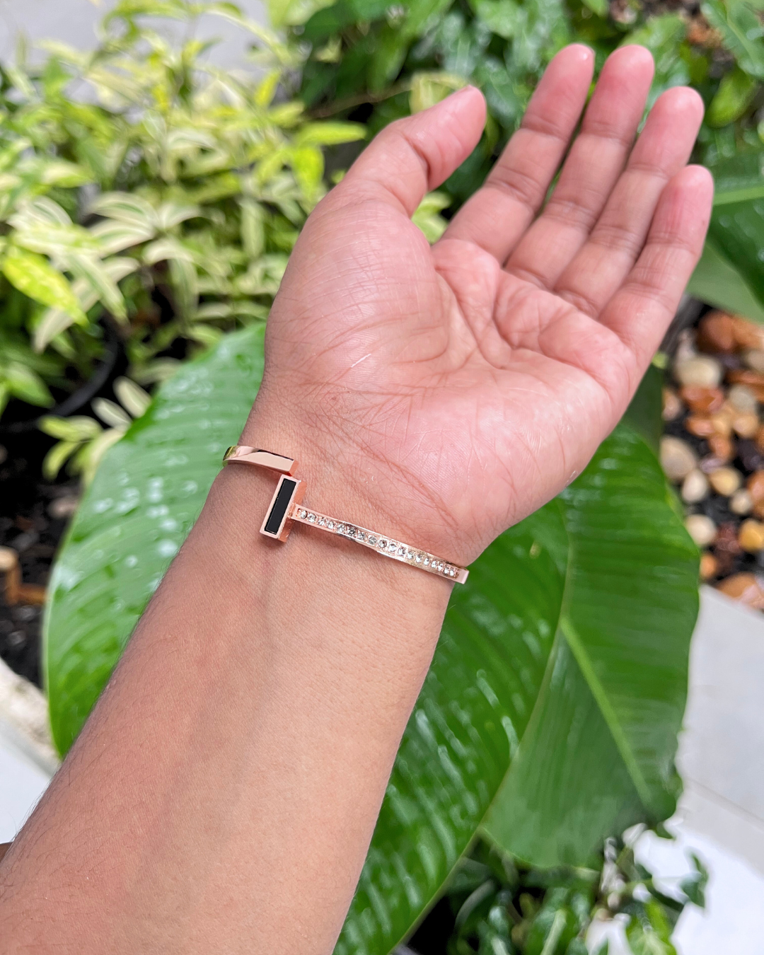 Elegant Minimal Style Stones Studded Rose Gold Adjustable Hand Bracelet