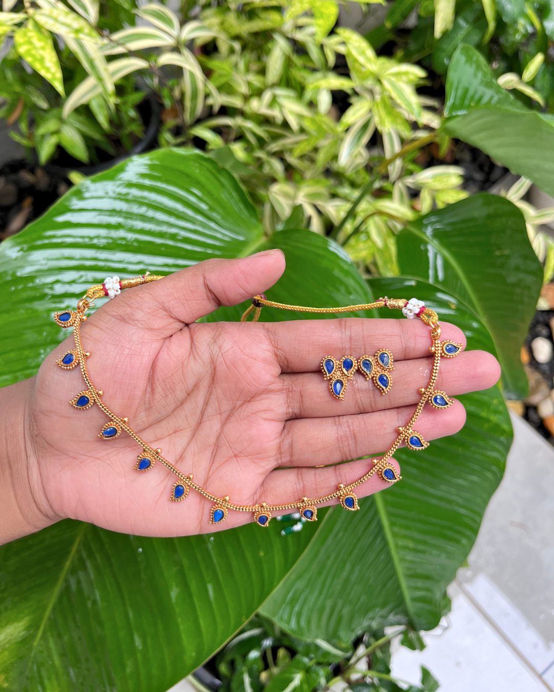 Mango Emerald Necklace Set